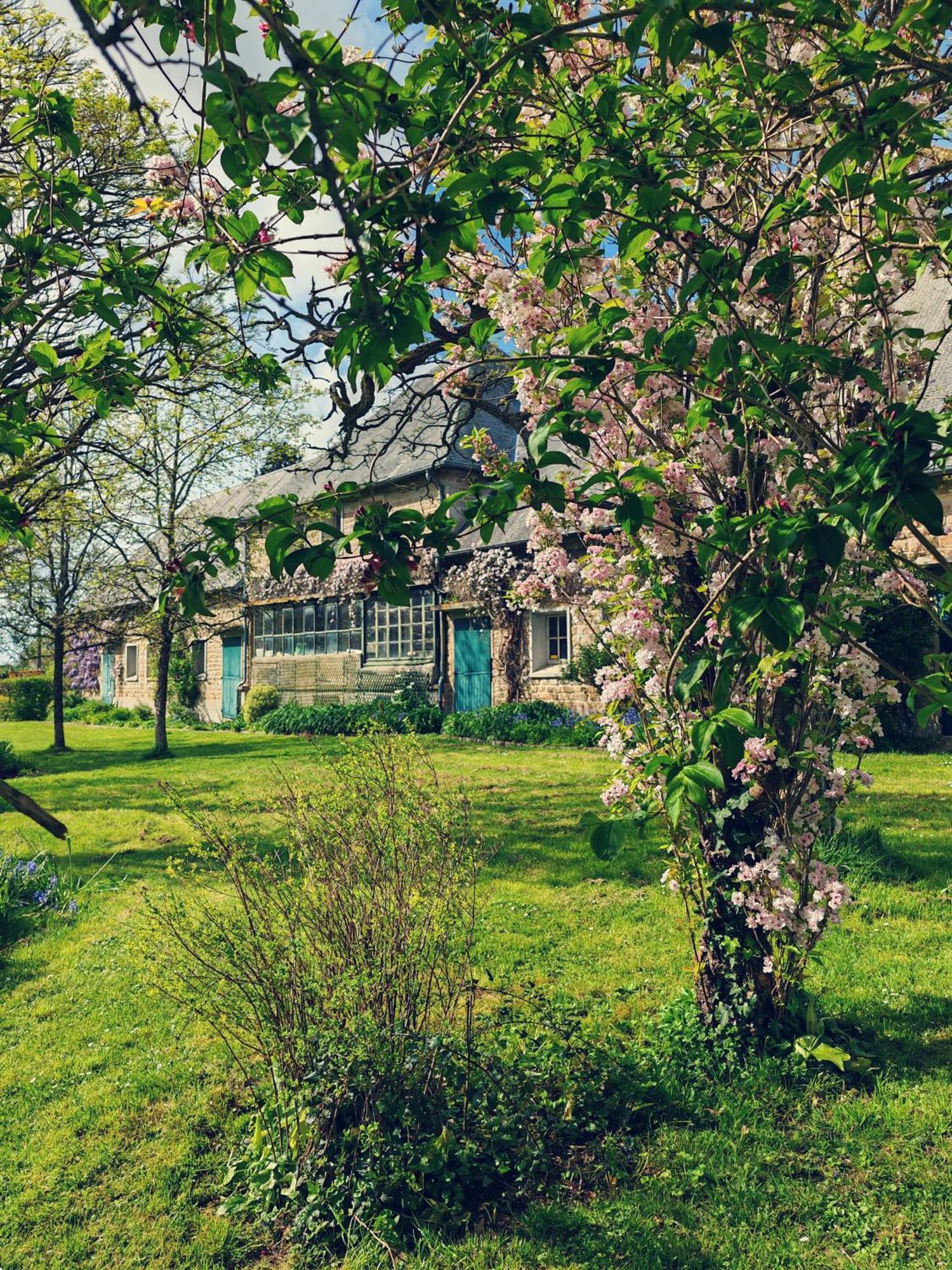 Apartmán Domaine De L'Isle Maniere Saint-Quentin-sur-le-Homme Exteriér fotografie